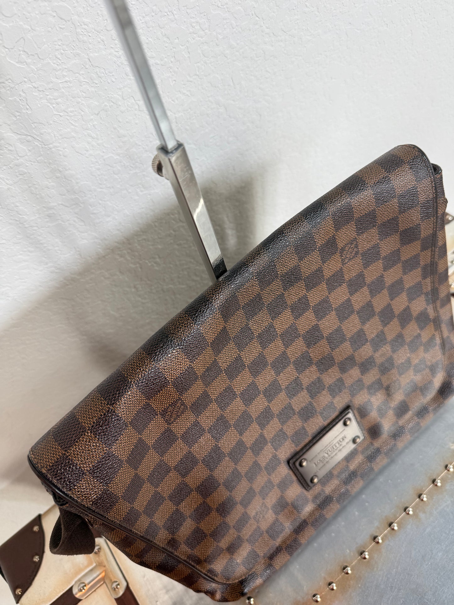 Pre-owned Authentic Brooklyn Mm Damier Ebene Crossbody Bag