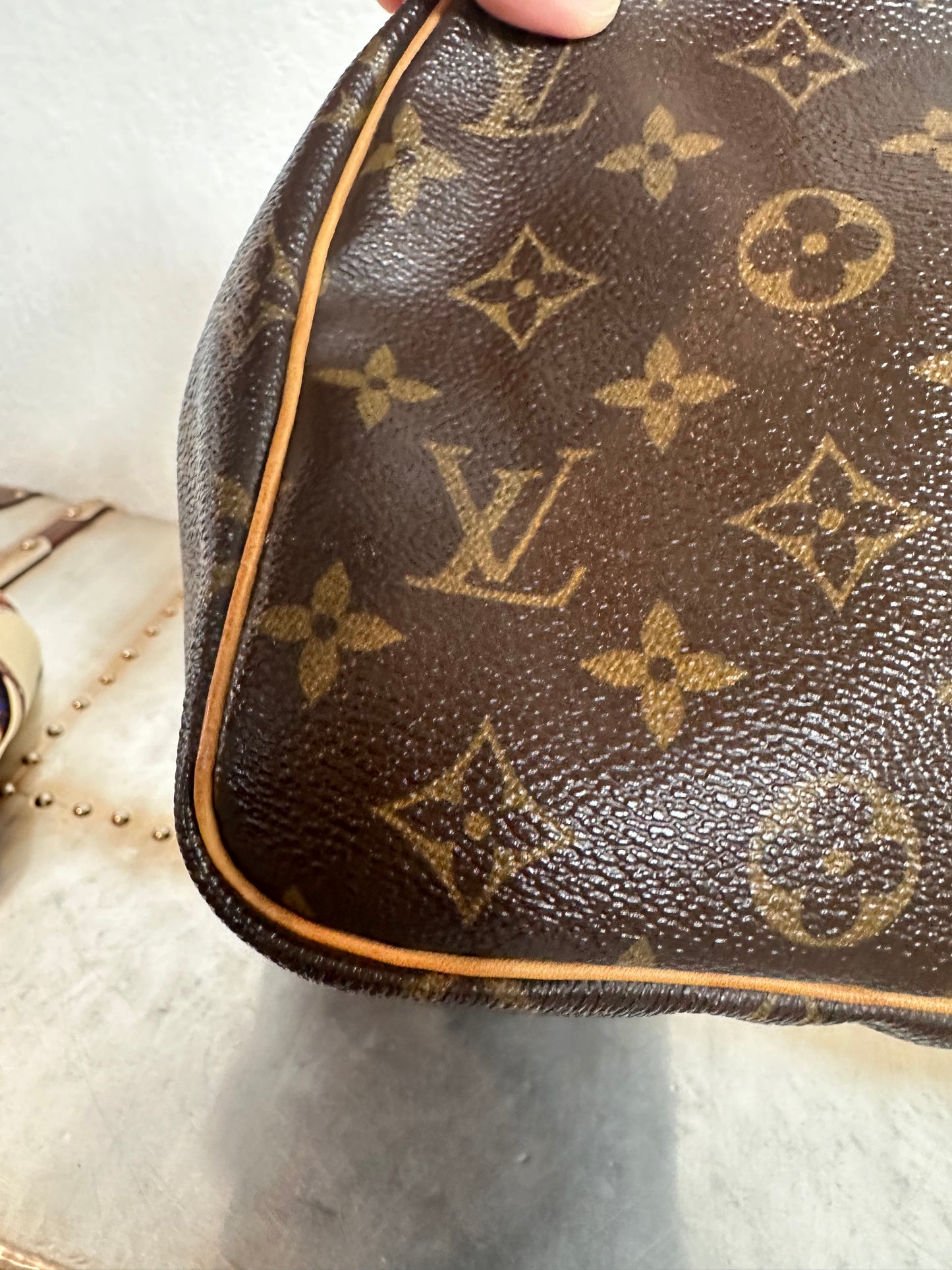 Pre-owned Authentic Louis Vuitton Speedy 25 Monogram Handbag