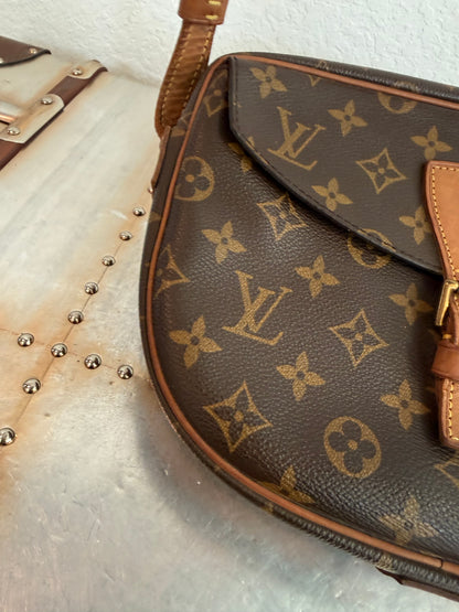 Pre-owned Authentic Louis Vuitton Jeune Fille MM Monogram Crossbody Bag