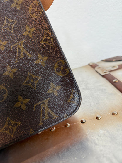 Pre-owned Louis Vuitton Cartouchiere GM Monogram Shoulder / Crossbody Bag