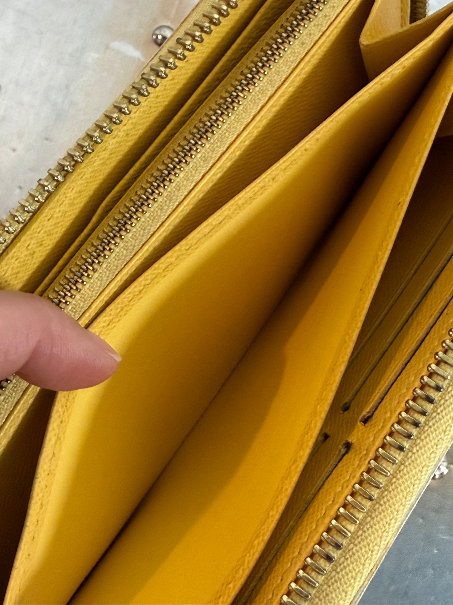 Pre-owned Authentic Louis Vuitton Damier Azur Zippy Long Wallet