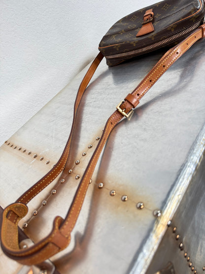 Pre-owned Authentic Louis Vuitton Jeune Fille PM Monogram Crossbody Bag