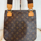 Pre-owned Authentic Louis Vuitton Pochette Bosphore Monogram Shoulder / Crossbody Bag