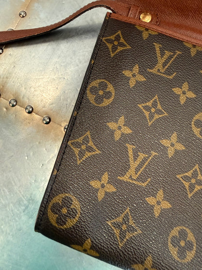 Pre-owned Authentic Louis Vuitton Bordeaux 27 2-Way Clutch / Shoulder Bag