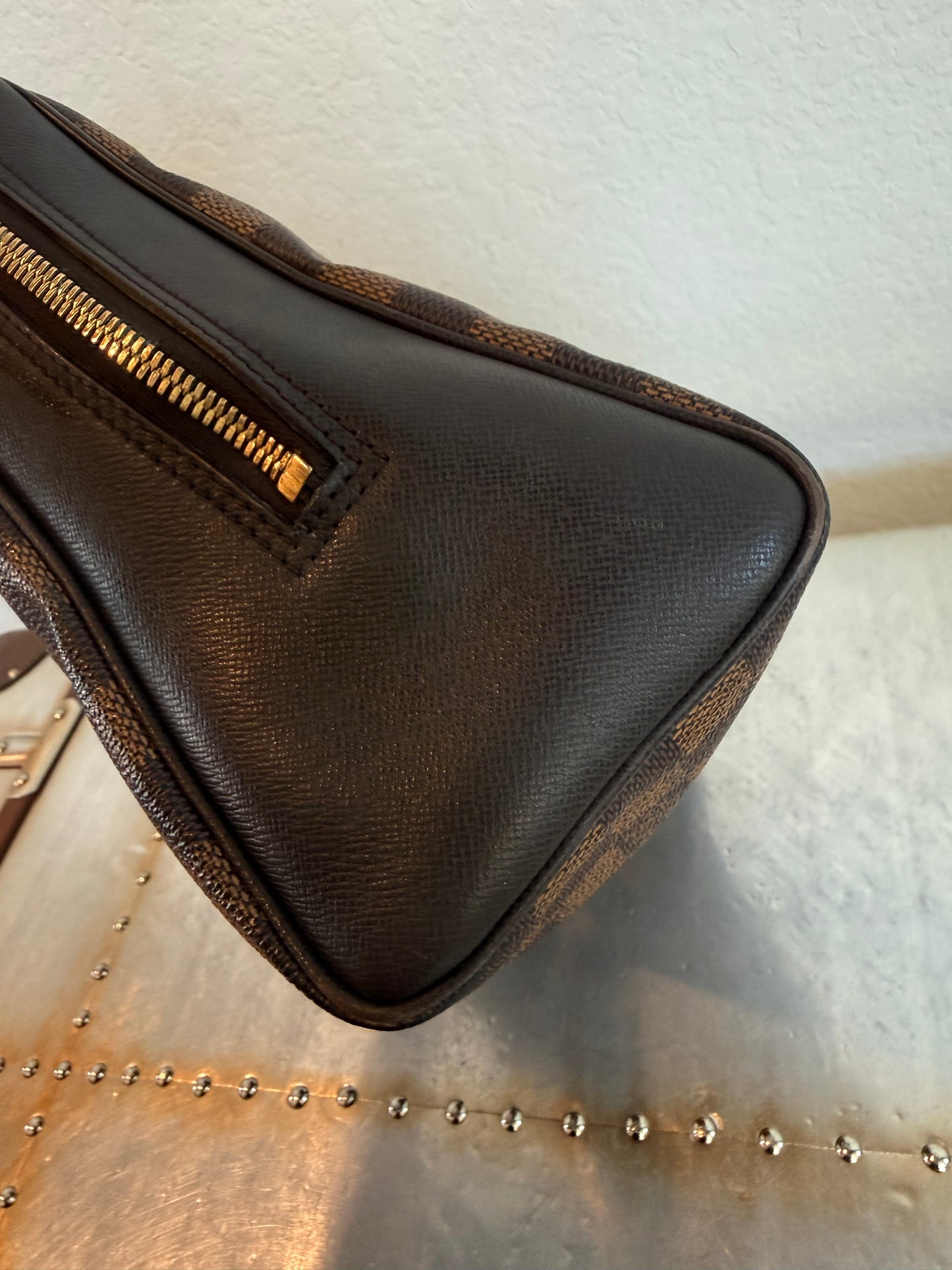 Pre-owned Authentic Louis Vuitton Brera Damier Ebene Handbag