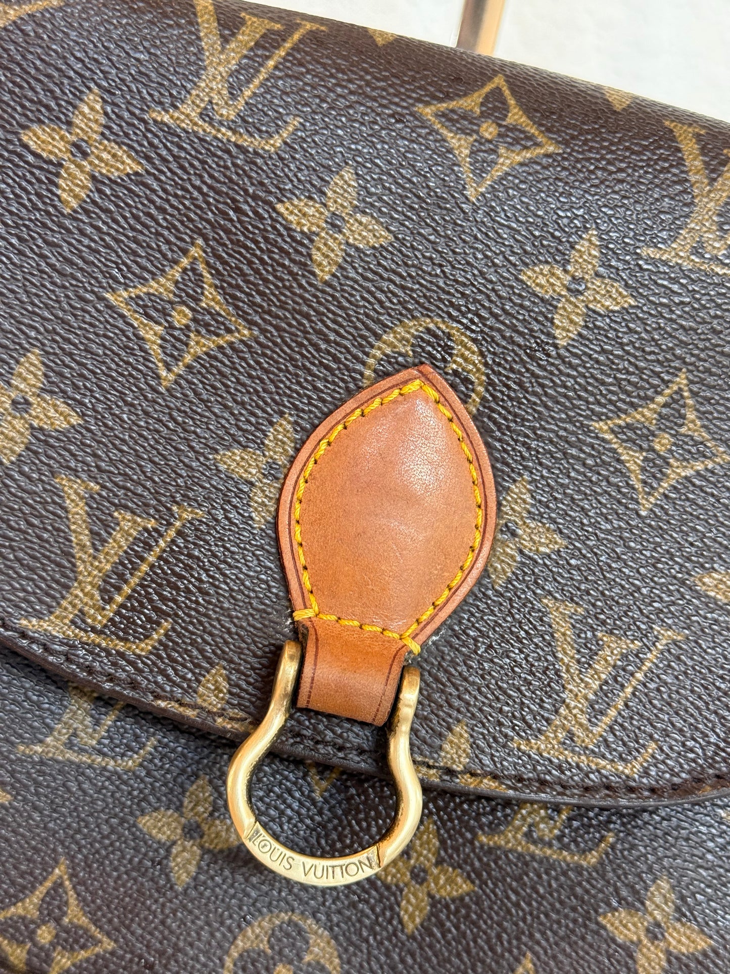 Pre-owned Authentic Louis Vuitton Saint Cloud PM Monogram Crossbody Bag