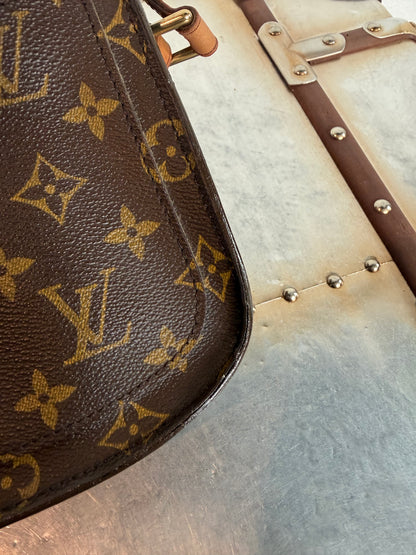 Pre-owned Authentic Louis Vuitton Saint Cloud PM Monogram Crossbody Bag