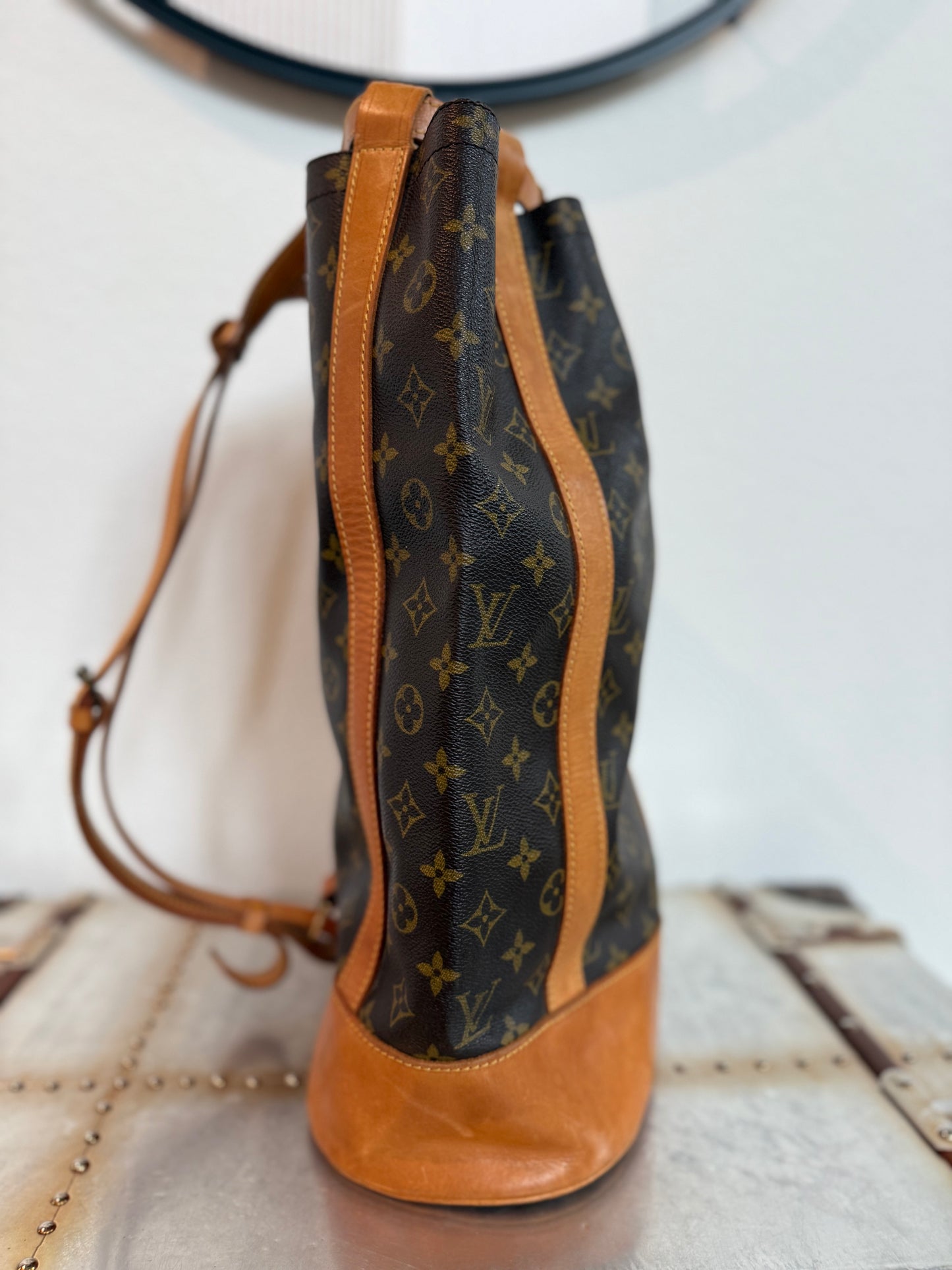 Pre-owned Authentic Louis Vuitton Randonnee GM Monogram Backpack