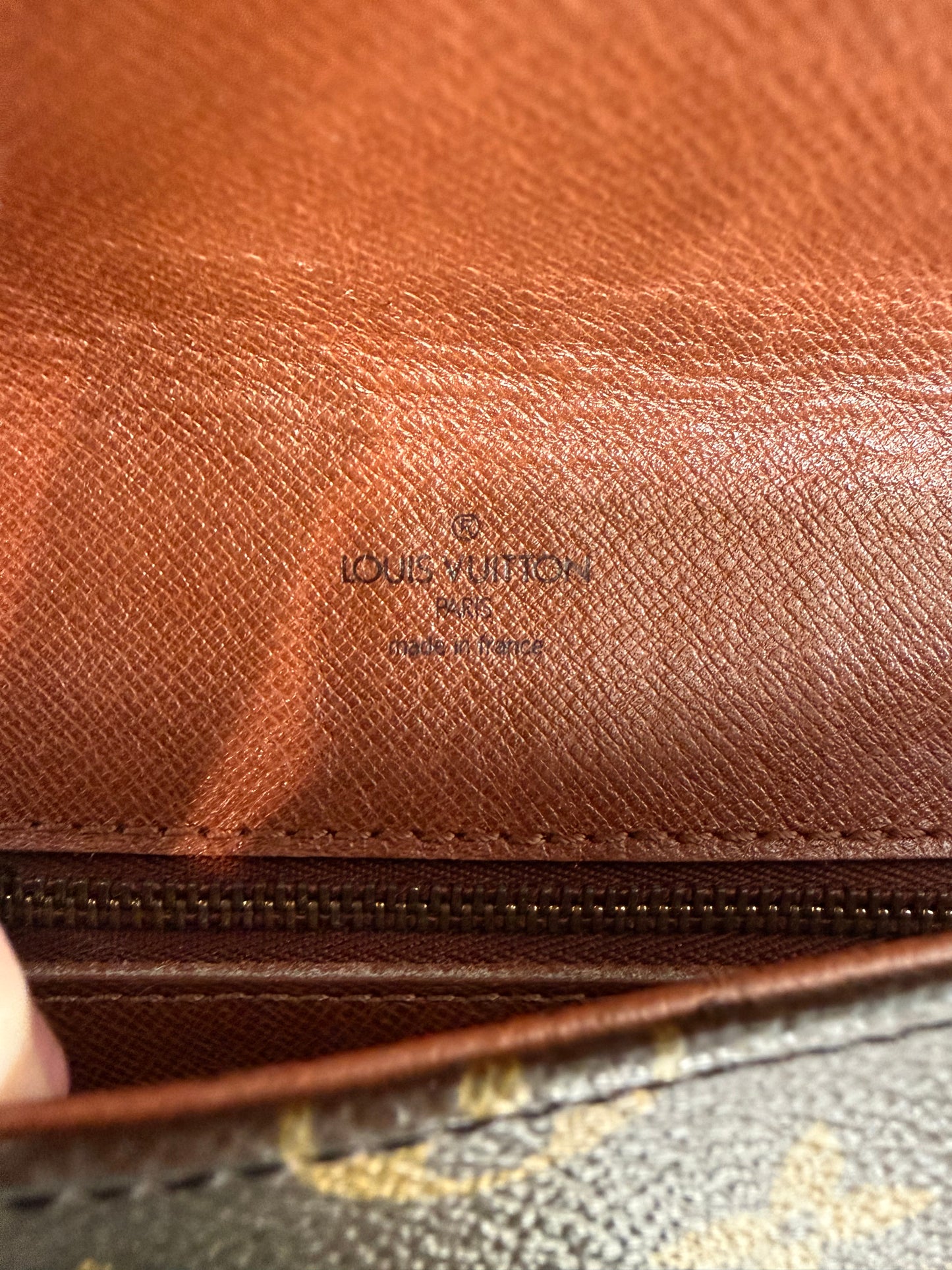 Pre-owned Authentic Louis Vuitton Chantilly PM Monogram Crossbody Bag