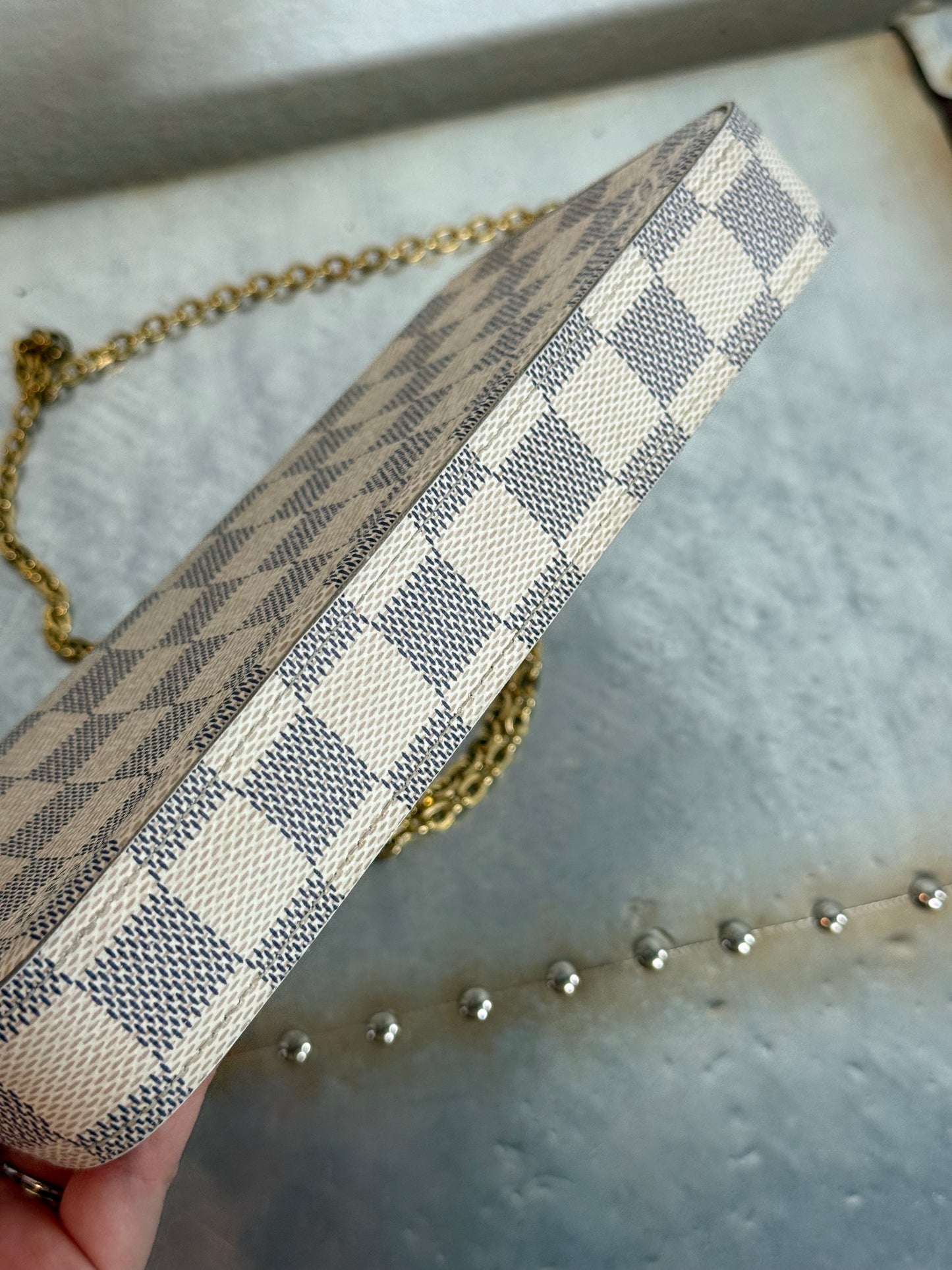 Pre-owned Authentic Louis Vuitton Felicie Pochette Monogram Crossbody Bag
