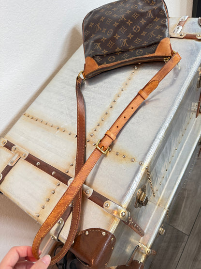 Pre-owned Authentic Louis Vuitton Odeon PM Monogram Shoulder / Crossbody Bag