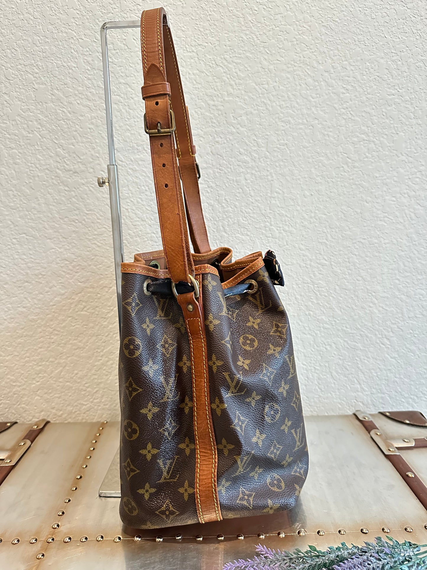 Pre-owned Authentic Louis Vuitton Petite Noe Monogram Shoulder Bag