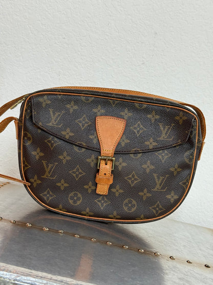 Pre-owned Authentic Louis Vuitton Jeune Fille MM Monogram Crossbody Bag