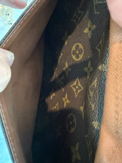Pre-owned Authentic Louis Vuitton Jeune Fille MM Monogram Crossbody Bag