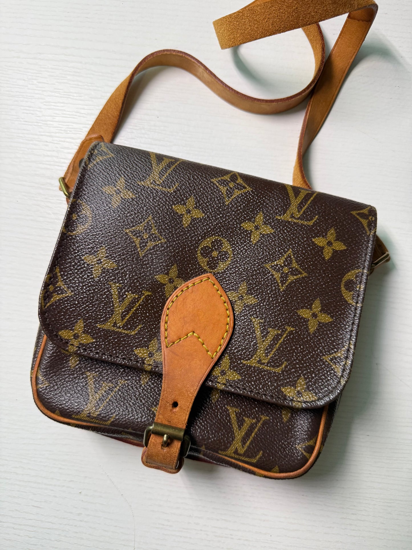 Pre-owned Louis Vuitton Cartouchiere PM Monogram Shoulder / Crossbody Bag