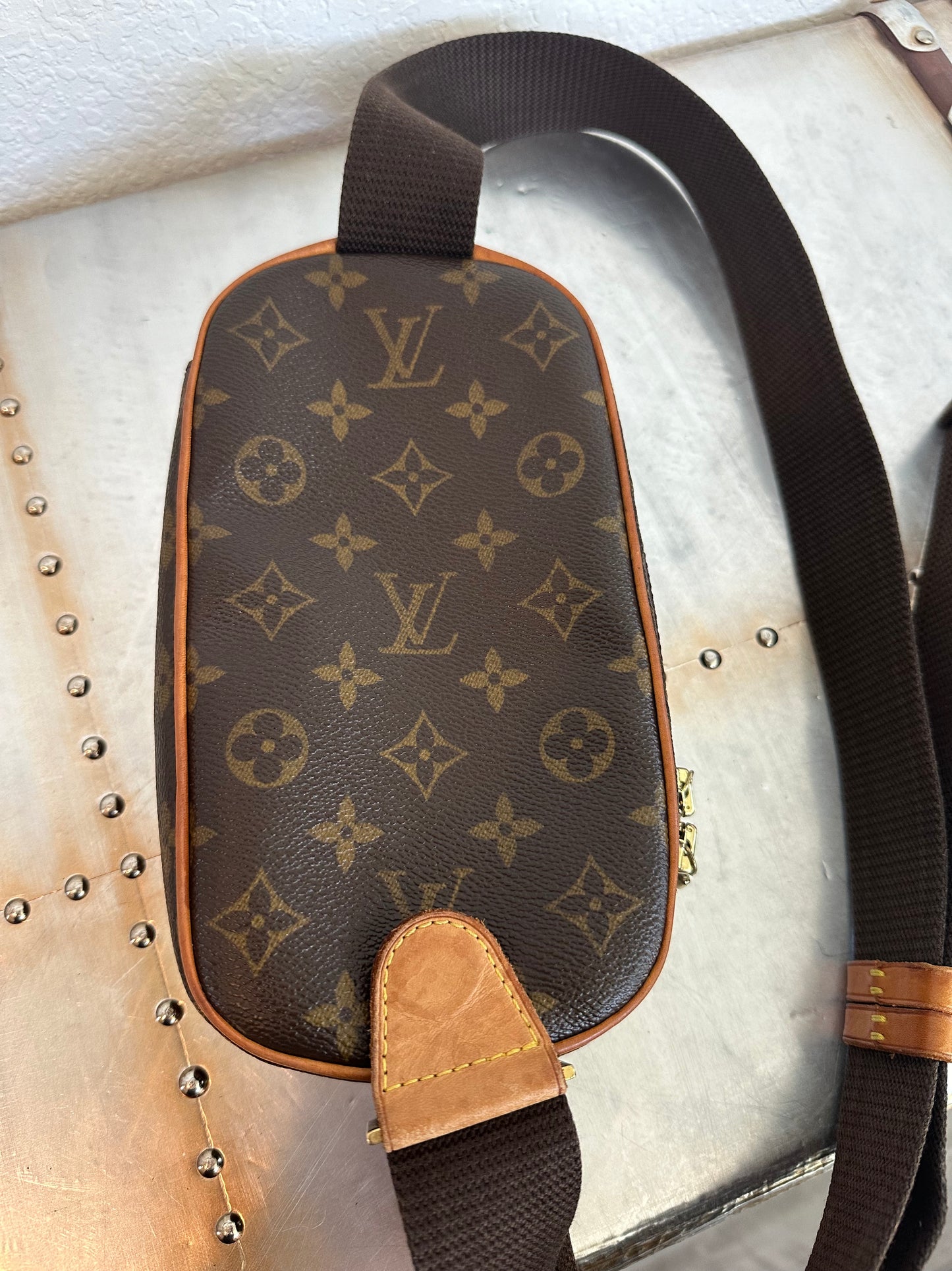 Pre-owned Authentic Louis Vuitton Pochette Gange Monogram Bum Bag