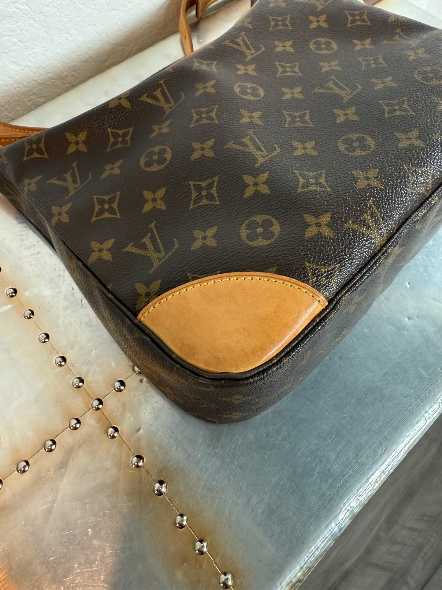 Pre-owned Authentic Louis Vuitton Boulogne 30 Monogram Shoulder Bag