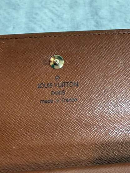 Pre-owned Authentic Louis Vuitton Portefeuille  International Monogram Wallet