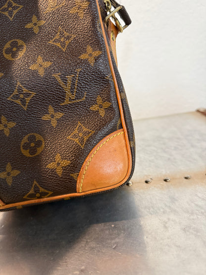 Pre-owned Authentic Louis Vuitton Amazon Monogram Crossbody Bag