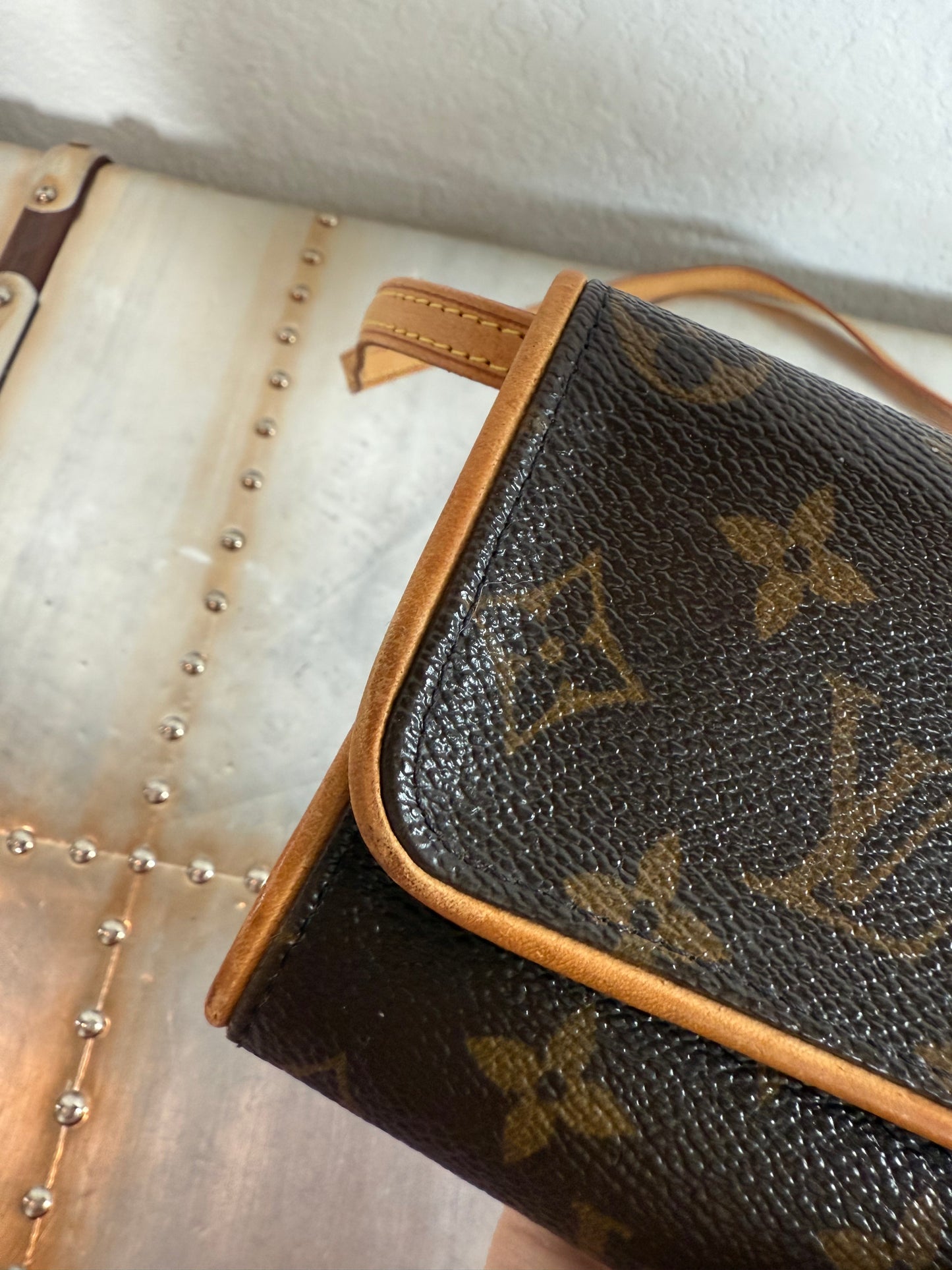 Pre-owned Authentic Louis Vuitton Pochette Twin MM Monogram Shoulder Bag