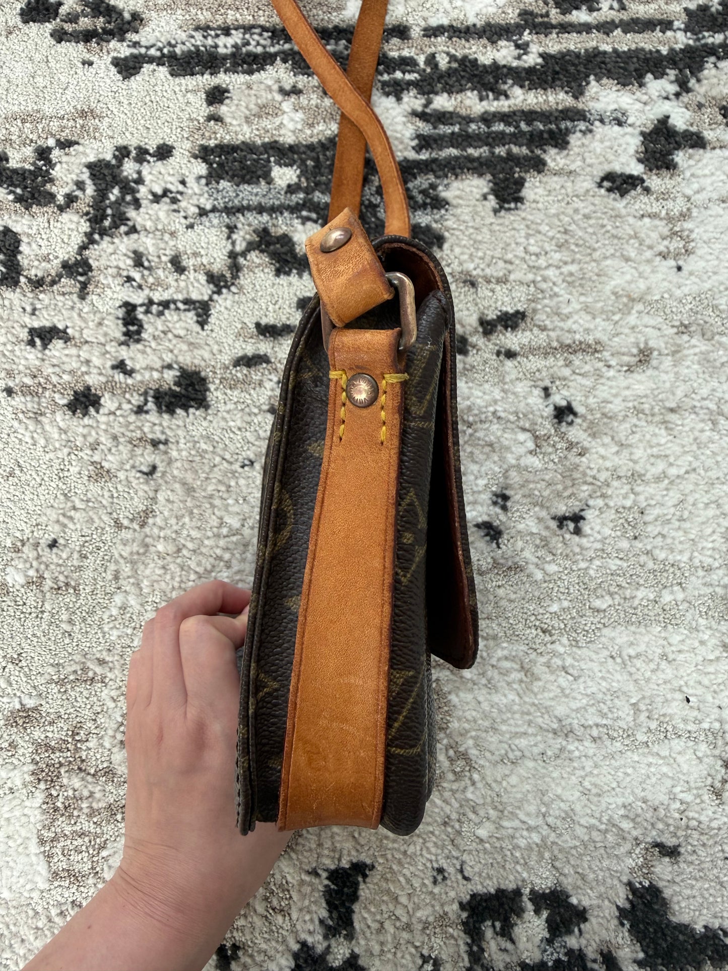 Pre-owned Louis Vuitton Cartouchiere PM Monogram Shoulder / Crossbody Bag