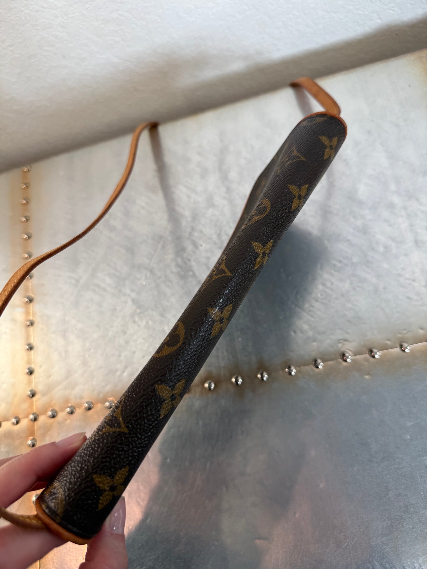 Pre-owned Authentic Louis Vuitton Pochette Twin GM Monogram Shoulder Bag