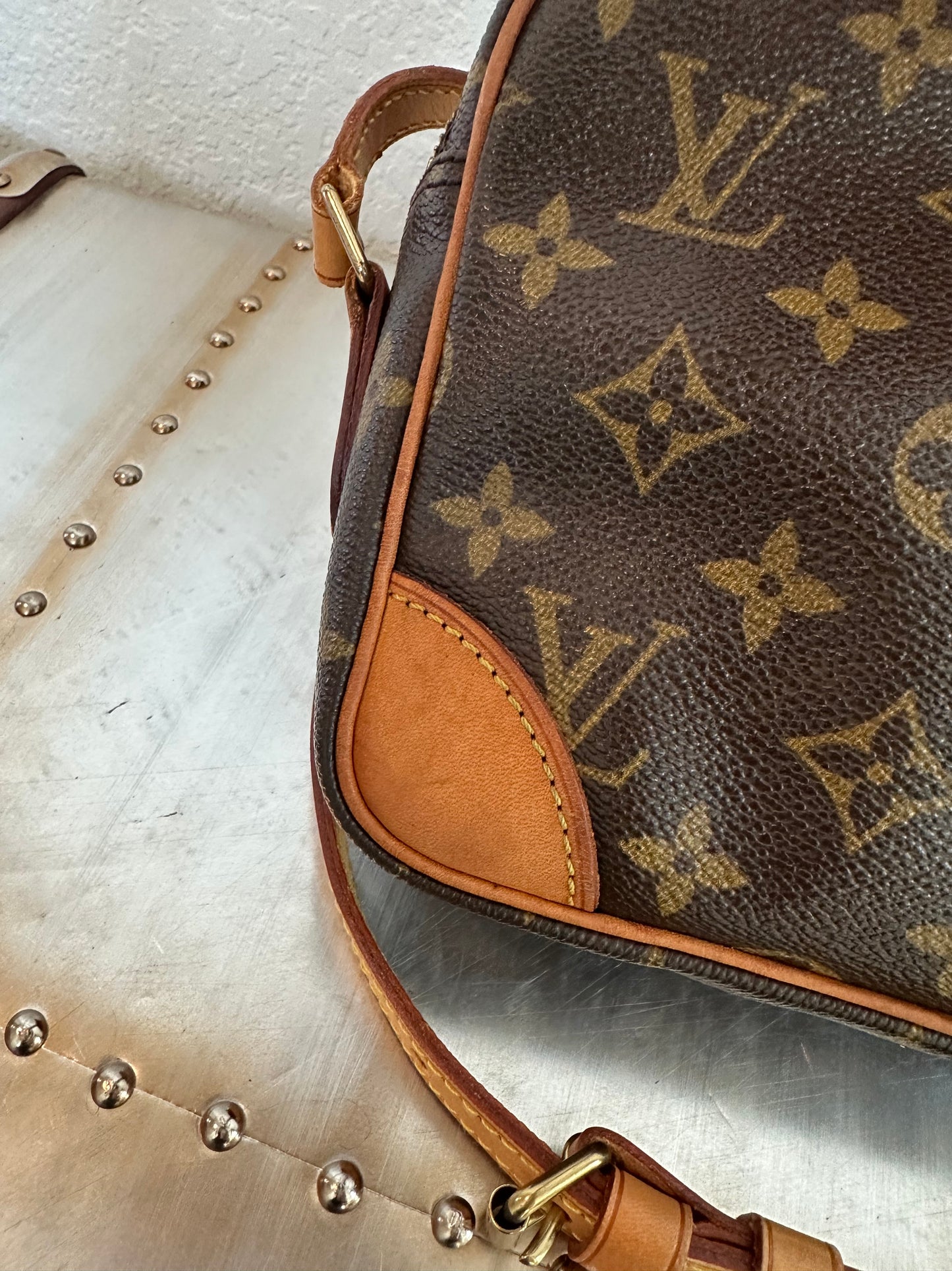 Pre-owned Authentic Louis Vuitton Trocadero 23 Monogram Shoulder Bag/ Crossbody Bag