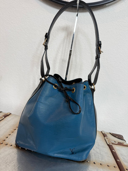 Pre-owned Authentic Louis Vuitton Petite Noe Epi  Shoulder Bag