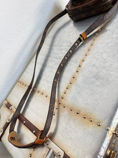 Pre-owned Authentic Louis Vuitton Amazon Monogram Crossbody Bag