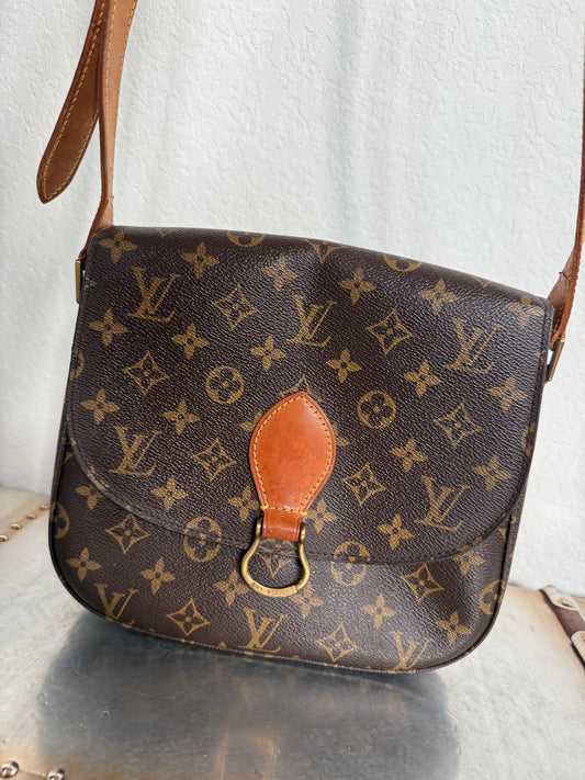 Pre-owned Authentic Louis Vuitton Saint Cloud GM Monogram Crossbody Bag