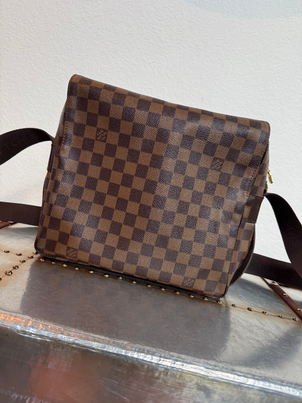 Pre-owned Authentic Louis Vuitton Naviglio Damier Ebene Crossbody Bag