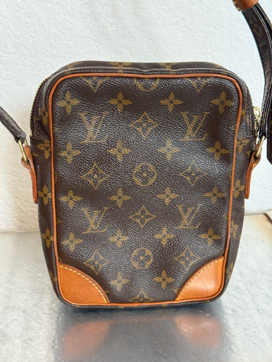 Pre-owned Authentic Louis Vuitton Amazon Monogram Crossbody Bag