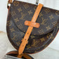 Pre-owned Authentic Louis Vuitton Chantilly PM Monogram Crossbody Bag