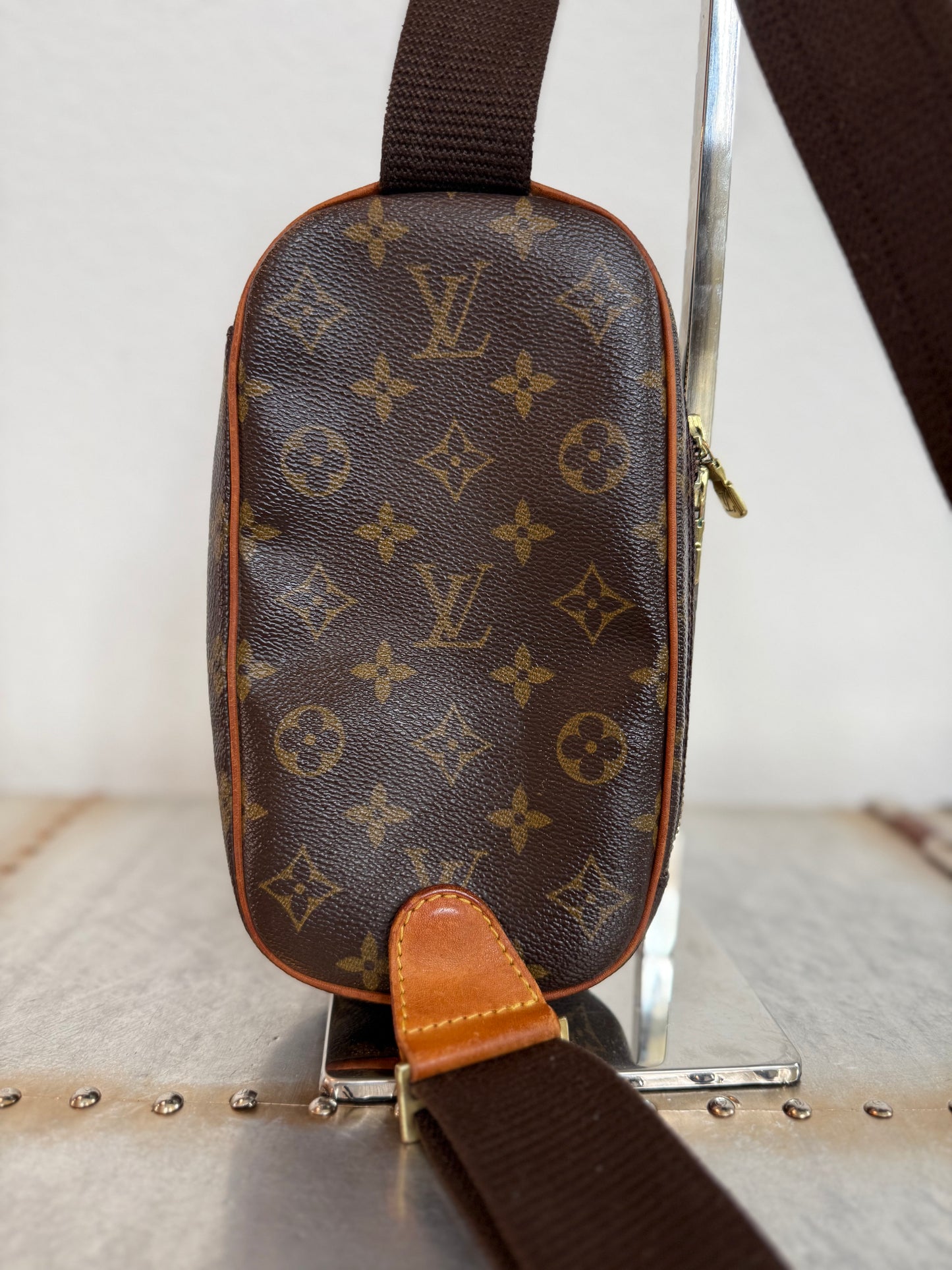 Pre-owned Authentic Louis Vuitton Pochette Gange Monogram Bum Bag