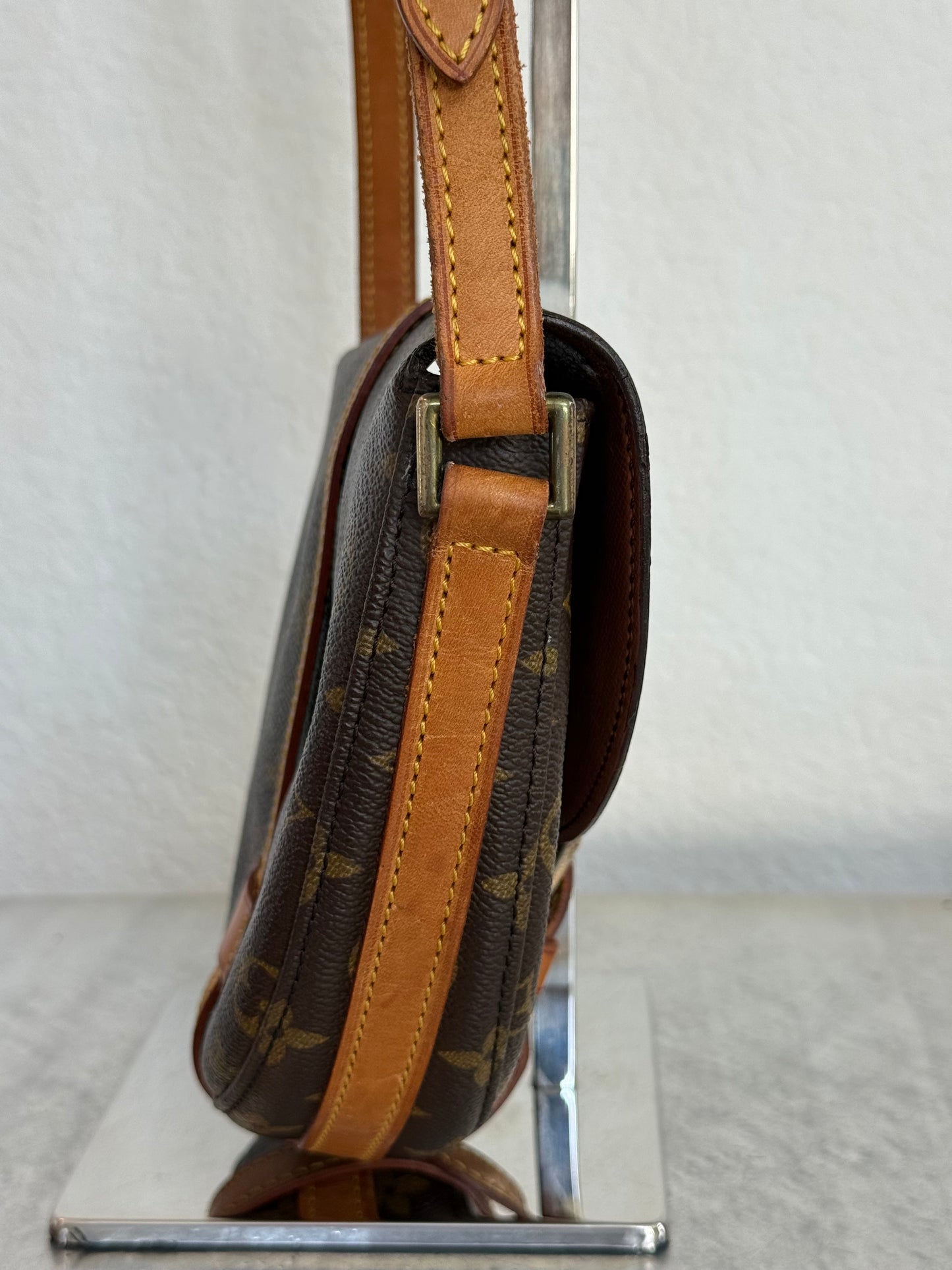 Pre-owned Authentic Louis Vuitton Chantilly PM Monogram Crossbody Bag