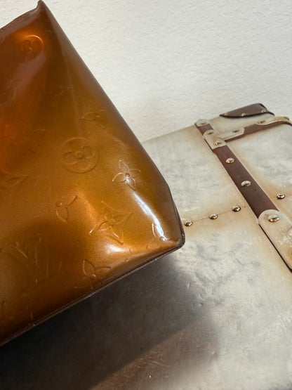 Pre-owned Authentic Louis Vuitton Reade PM Vernis Handbag