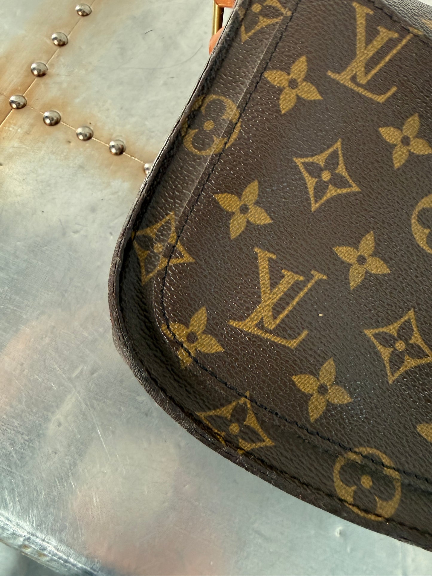 Pre-owned Authentic Louis Vuitton Saint Cloud PM Monogram Shoulder / Crossbody Bag
