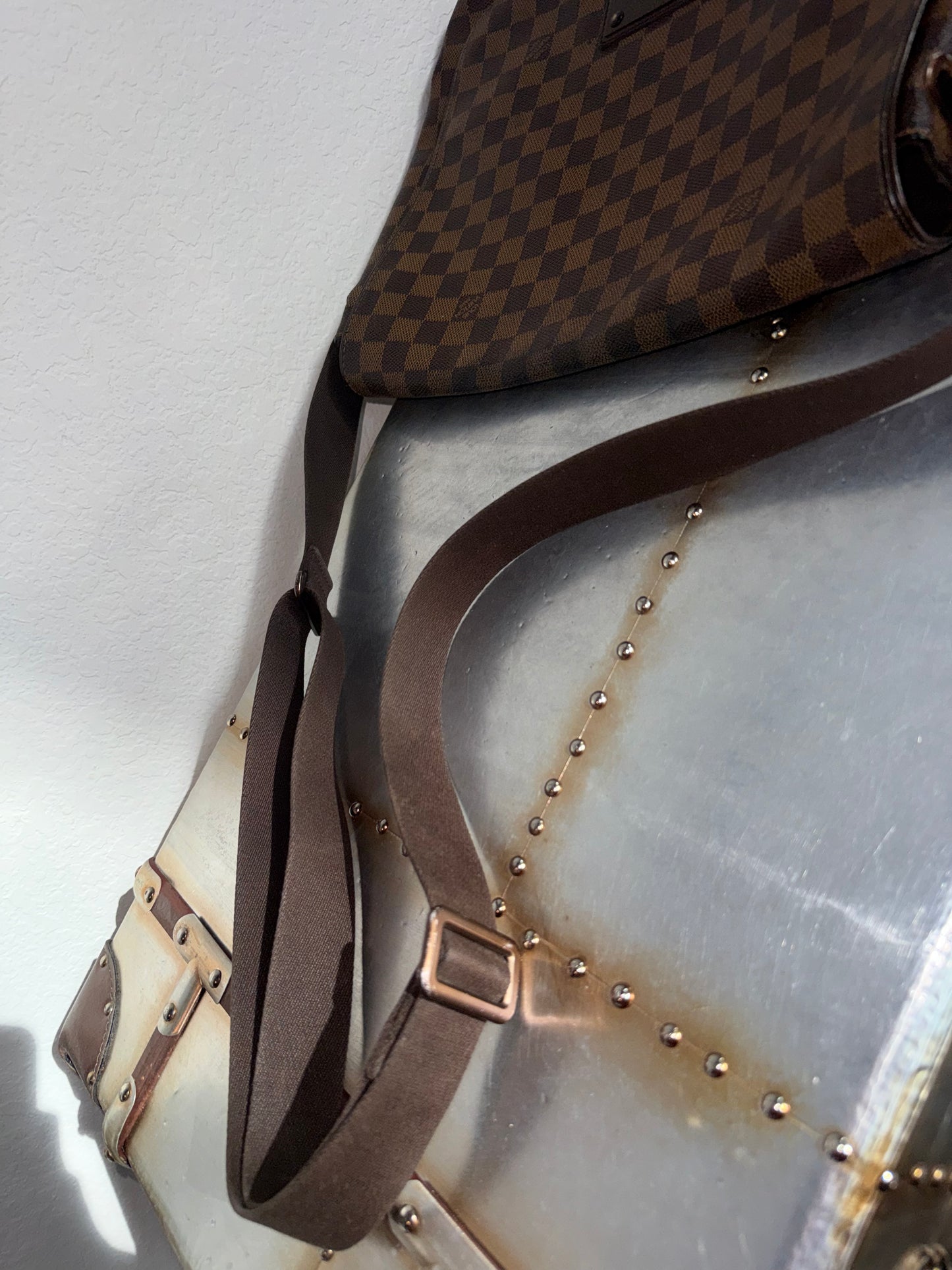 Pre-owned Authentic Brooklyn Mm Damier Ebene Crossbody Bag