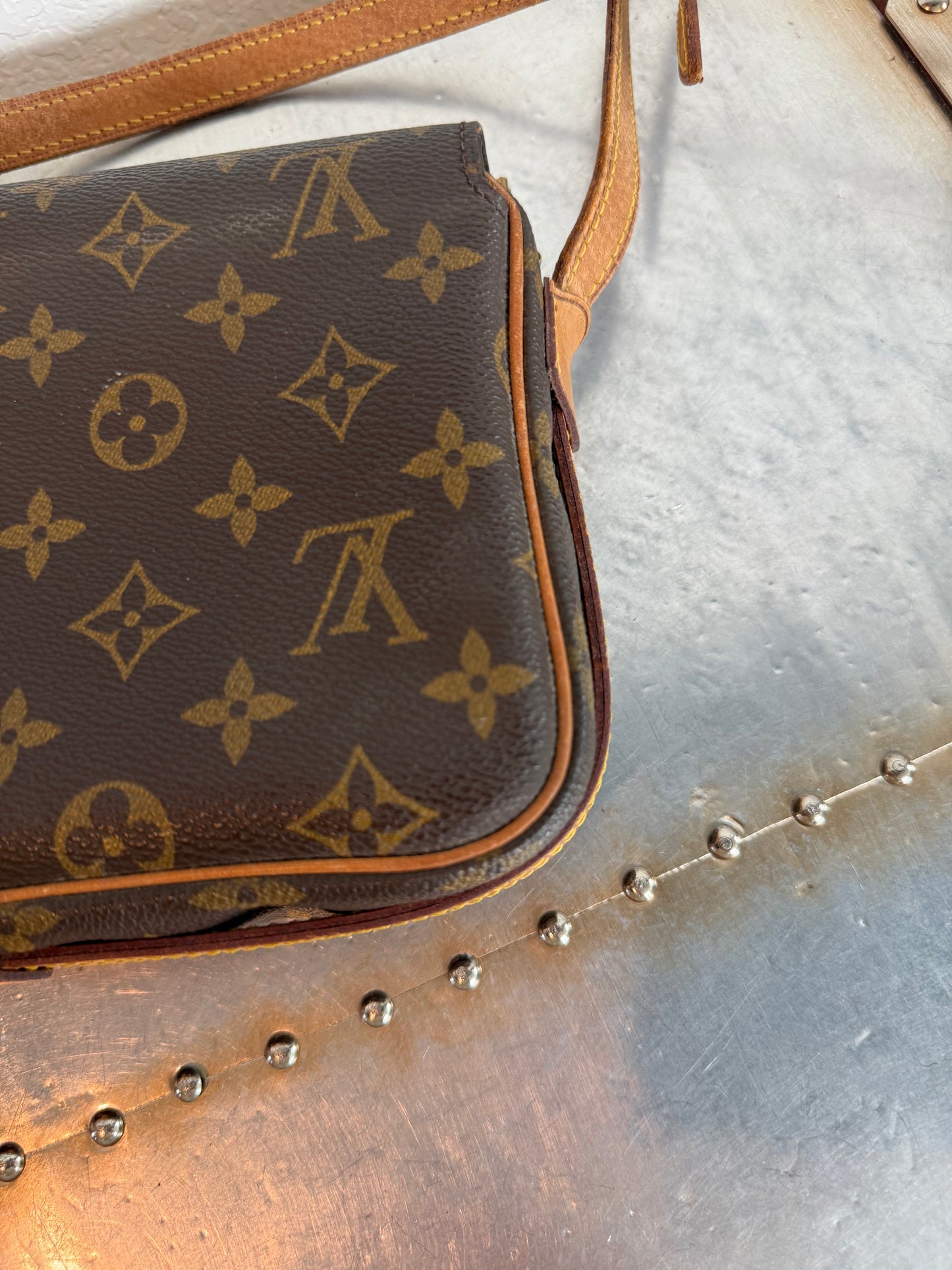 Pre-owned Louis Vuitton Saint Germain 24 Monogram Crossbody / Shoulder Bag