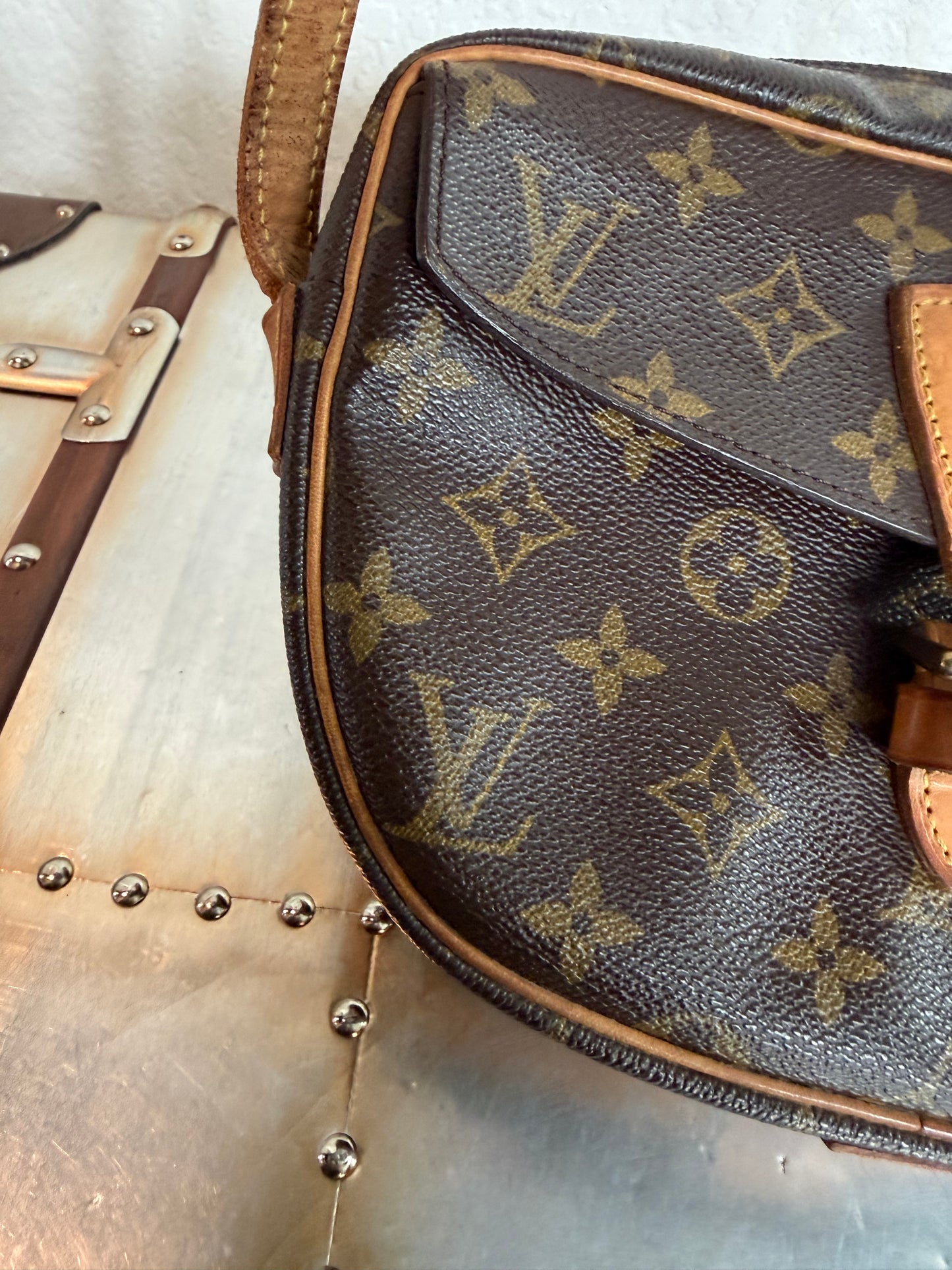 Pre-owned Authentic Louis Vuitton Jeune Fille PM Monogram Crossbody Bag