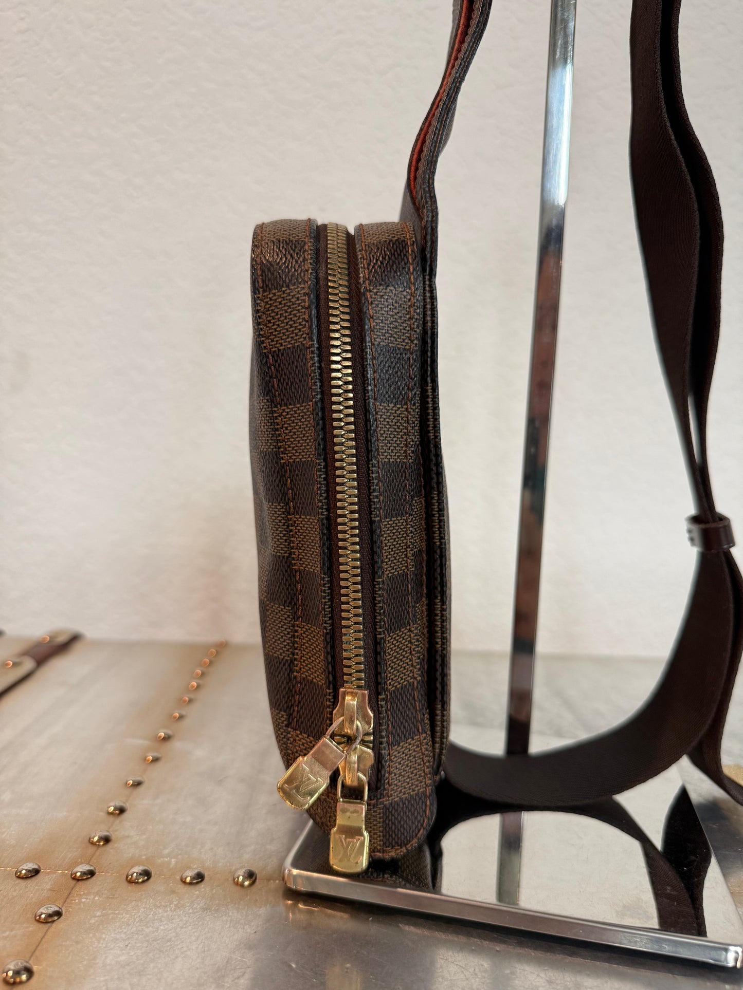 Pre-owned Authentic Louis Vuitton Damier Ebene Geronimos Body Bag