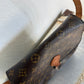 Pre-owned Authentic Louis Vuitton Saint Cloud GM Monogram Crossbody Bag