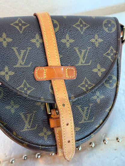 Pre-owned Authentic Louis Vuitton Chantilly PM Monogram Crossbody Bag