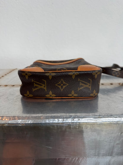 Pre-owned Authentic Louis Vuitton Danube Monogram Crossbody Bag