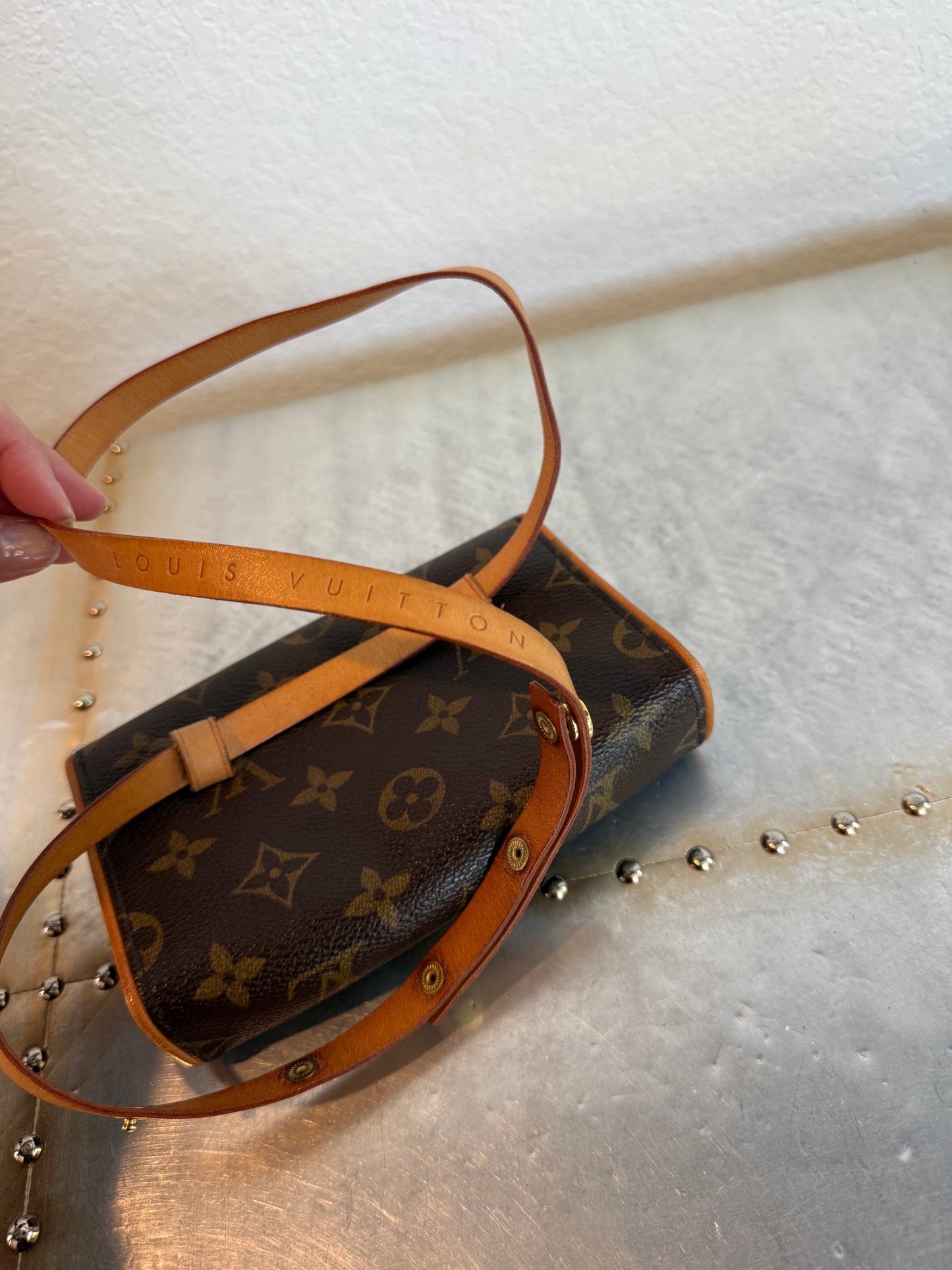 Pre-owned Authentic Louis Vuitton Monogram Florentine Waist Bag