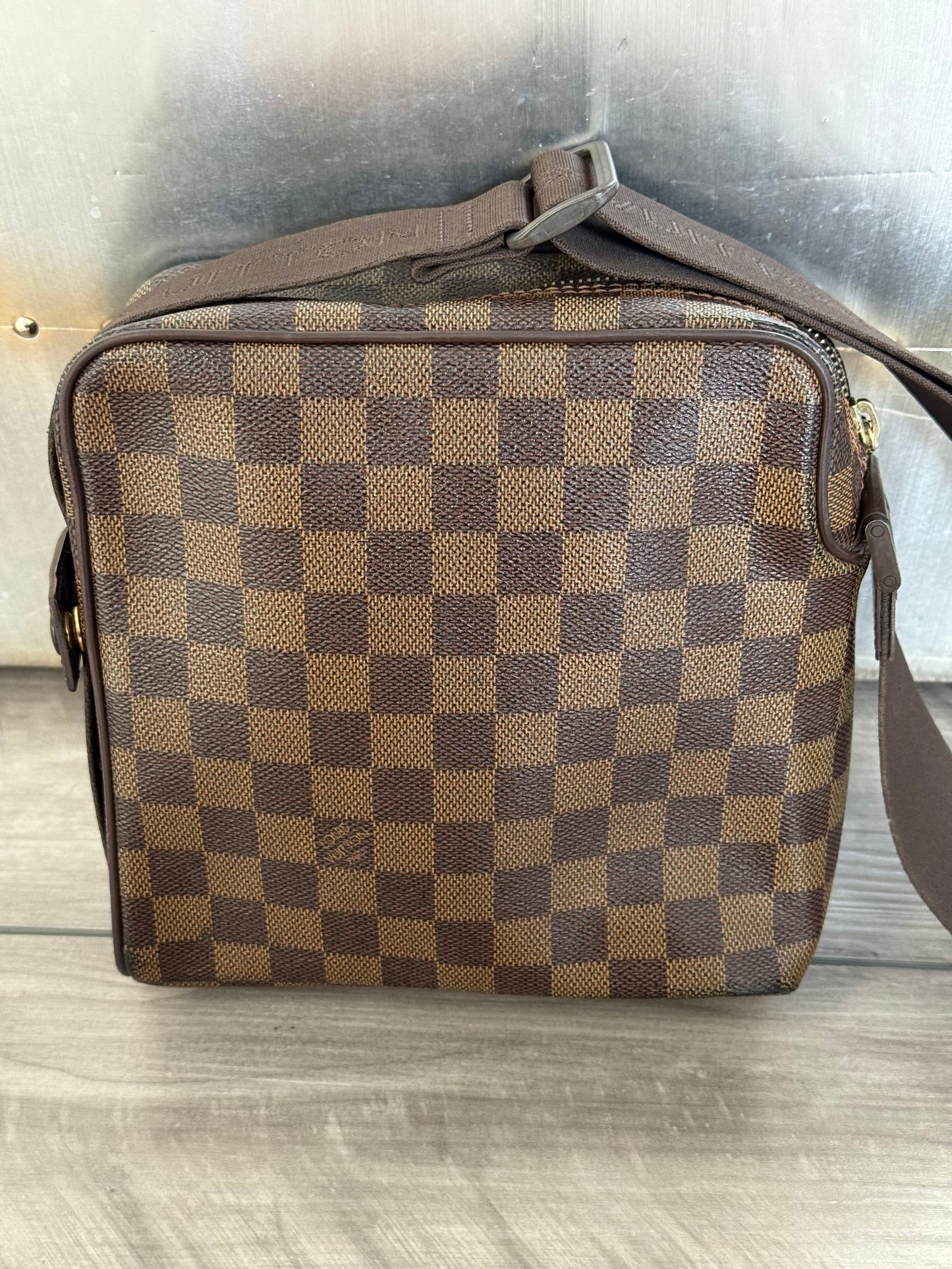 Pre-owned Authentic Louis Vuitton Olav PM  Damier Ebene Crossbody Bag