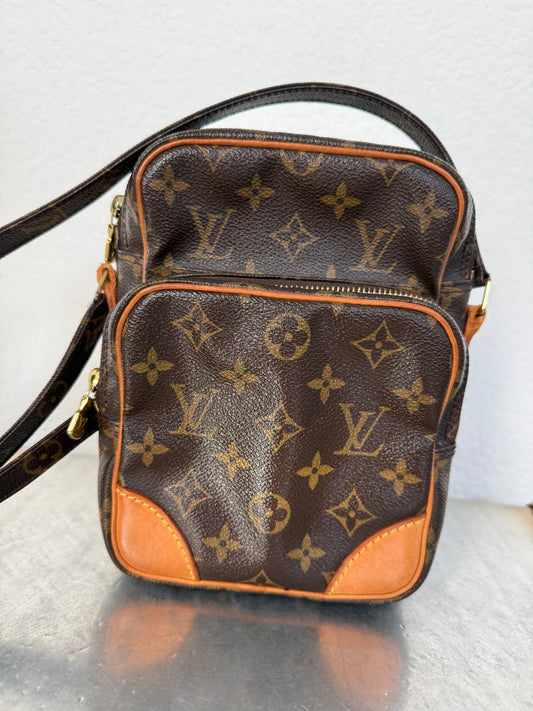 Pre-owned Authentic Louis Vuitton Amazon Monogram Crossbody Bag