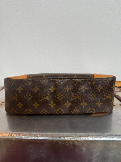 Pre-owned Authentic Louis Vuitton Boulogne 30 Monogram Shoulder Bag