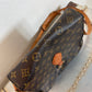 Pre-owned Authentic Louis Vuitton Saint Cloud GM Monogram Crossbody Bag