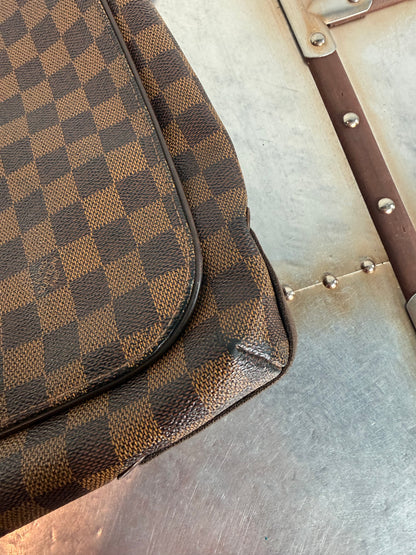 Pre-owned Authentic Brooklyn Mm Damier Ebene Crossbody Bag